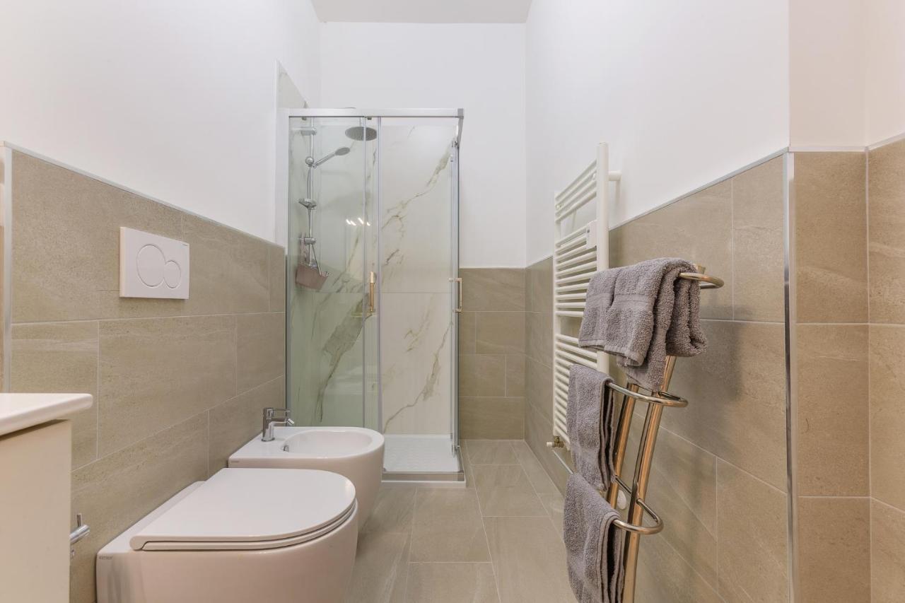 San Donato Fiere Essential Apartment W/Parking Болонья Экстерьер фото