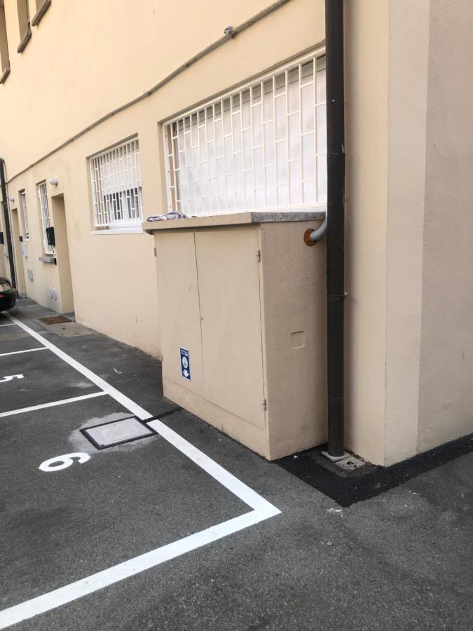 San Donato Fiere Essential Apartment W/Parking Болонья Экстерьер фото